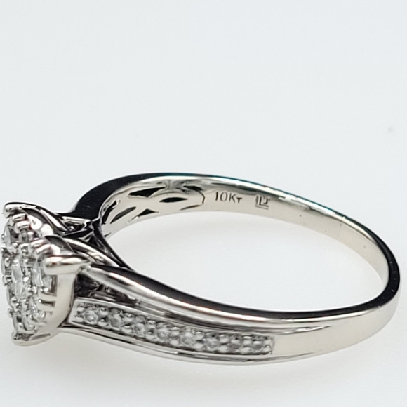 10k white gold 3/4 ct diamond Heart composite ring - Picture 10 of 14